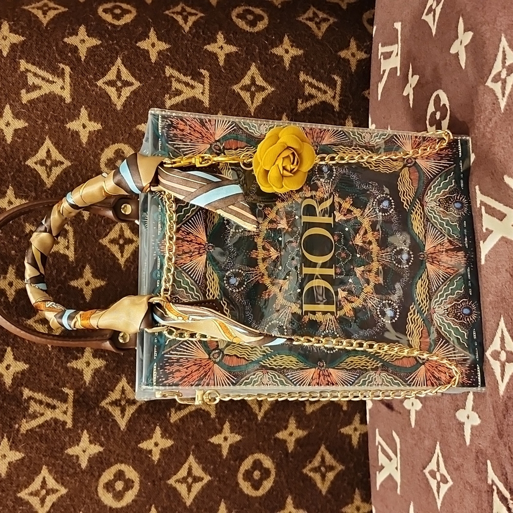 🛍️ DIOR Holiday Shopping Bag ❄️ Upcycled to a Crossbody Tote